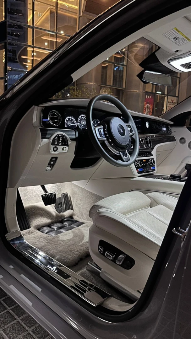 Rolls-Royce Royce 2021 - Luxury Car thumbnail NaN